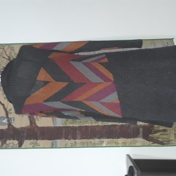 Luc Fontaine dress - Picture 3 of 5